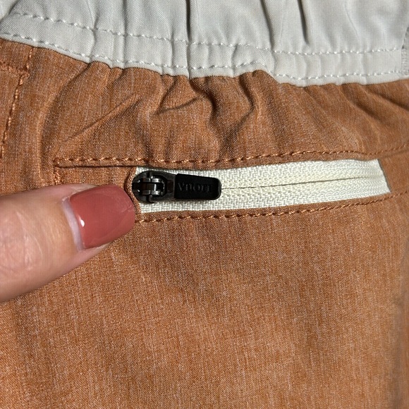 Vuori Banks Shorts Small - Picture 16 of 16